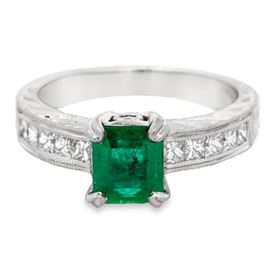 Natural Emerald & Diamond Ring