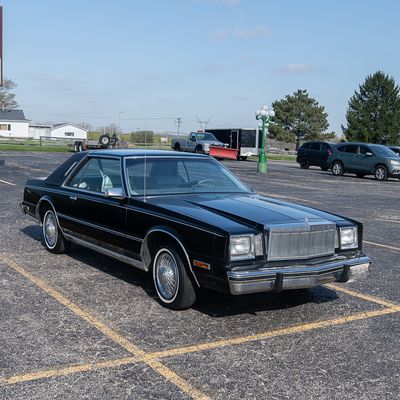1982 Chrysler Cordoba Coupe