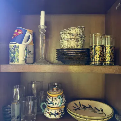 Dishes, glassware