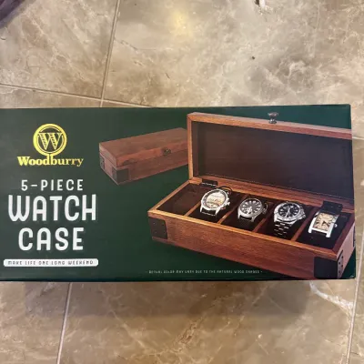 Woodbury 5-piece watch case