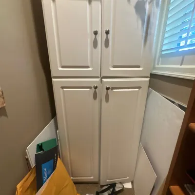 Storage cabinet