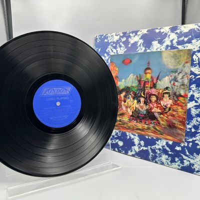 1967 London Records The Rolling Stones Their Satanic Majesties Request Vinyl Album - NPS-2