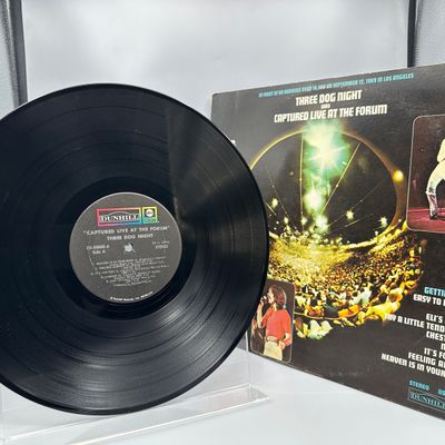 1970 Dunhill Records Three Dog Night Captured Live At The Forum Vinyl Album - DS-50068