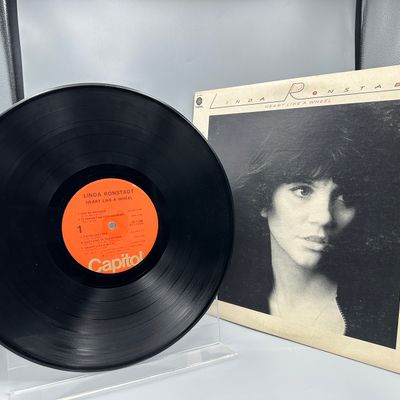 1974 Capitol Records Linda Ronstadt "Heart Like A Wheel" Vinyl Album - ST-11358