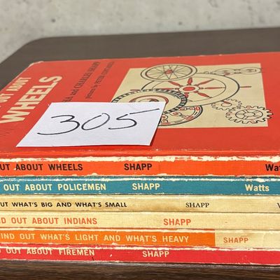 Let's Read and Find Out of Firemen, Police Indians and Houses Set of 7