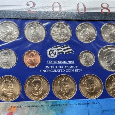 2008-P Only U.S. Mint Uncirculated Coin Set W/ State Quarters & Stamps