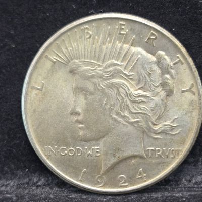 1924 Peace Dollar - 90% Silver
