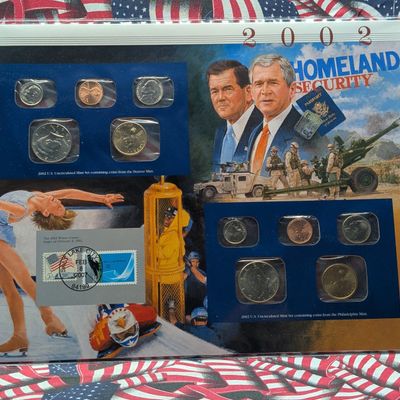 2002 P&D U.S. Mint Uncirculated Coin Sets With Stamps - No State Quarters