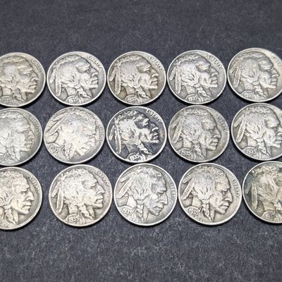 (15) 1935 Indian Head Buffalo Nickels - Mixed Mint Marks