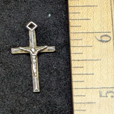 Sterling Crucifix Pendant, 1.3 Grams .925 Silver