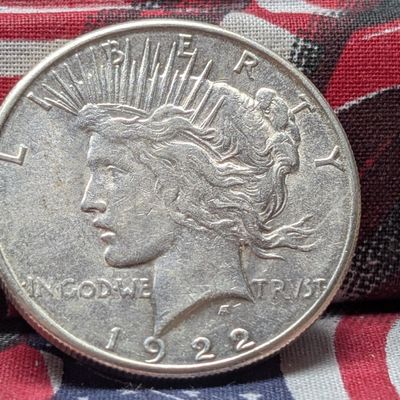 1922-S Peace Dollar - 90% Silver