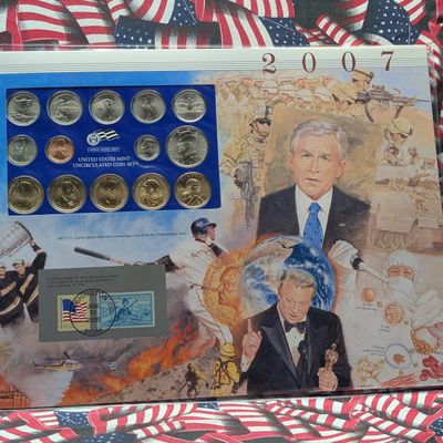 2007-P Only U.S. Mint Uncirculated Coin Set W/ State Quarters & Stamps
