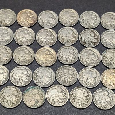 (38) 1926-1938 Indian Head Buffalo Nickels