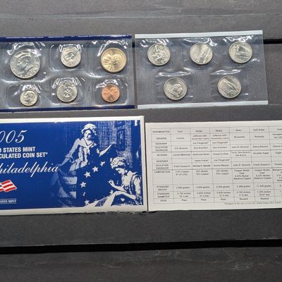 2005-P Only U.S. Mint Uncirculated Coin Set with State Quarters and Sacagawea Dollar In OGP w/ COA