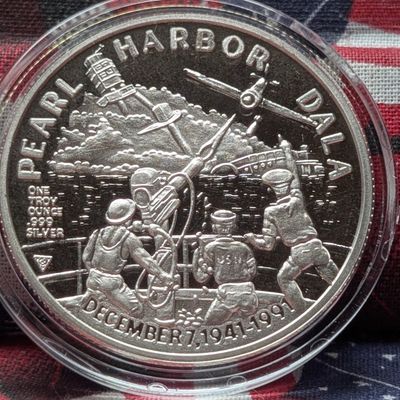 1 Troy Oz .999 Fine Silver 1991 Pearl Harbor 50th Anniv. Hawaiian Dala Designed Round in Capsule