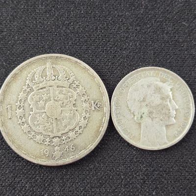 1946 Sweden 1 Krona 40% Silver 7g & 1942 Uruguay 20 Centesimos 72% Silver 3g