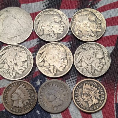 1862, 1882, 1888 Indian Head Cents, (2) 1927, (2) 1929, 1935 Indian Head Buffalo Nickels, & 185? Seated Liberty 90% Silver Quarter