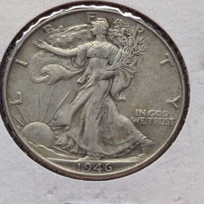 1946 Walking Liberty 90% Silver Half Dollar
