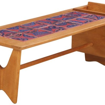 FRENCH OAK AND TILE COFFEE TABLE WITH MAGAZINE STORAGE BY GUILLERME AND CHAMBRON C 1960.