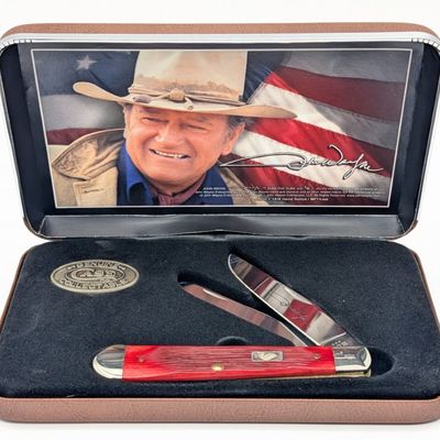 2026 Case XX John Wayne Barnboard Jig Dark Red Bone Trapper 6254 w/ Case