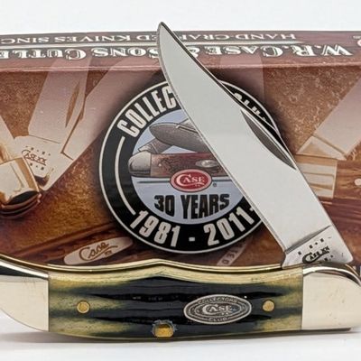 2011 Case XX Collector's Club Olive Green Pocket Hunter 61165 w/ Box