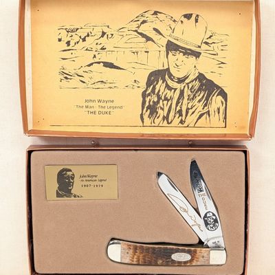 Ltd 1988 Case XX John Wayne The Duke Rogers Bone Trapper ROG6254 w/ Box & Display