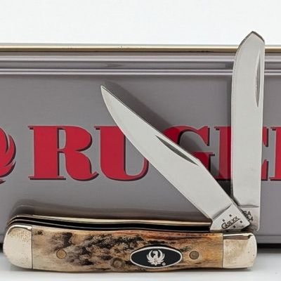 2005 Case XX Ruger Stag Tiny Trapper 52154 w/ Tin