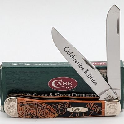 Ltd 2007 Case XX SHC 35th Anni Scroll Bolster Chestnut Bone Trapper 6254 w/ Box