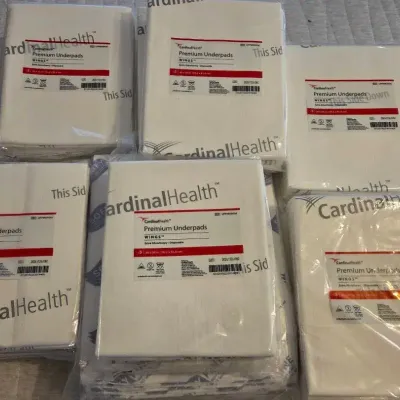Lot of 6 Packs Cardinal Health Premium Underpads with Wings – Disposable Bed Pads