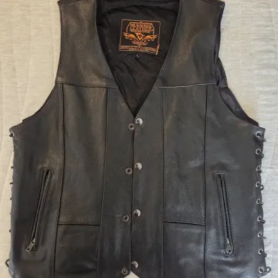 Milwaukee Leather Motorcycle Vest Size 42