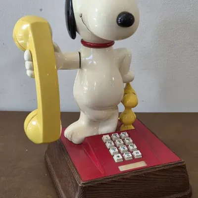 Vintage Snoopy And Woodstock Phone
