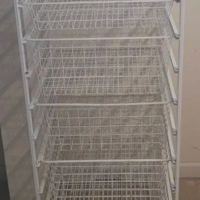 Standing Wire Drawer Rack