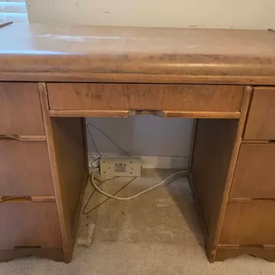 Waterfall Desk With 7 Drawers