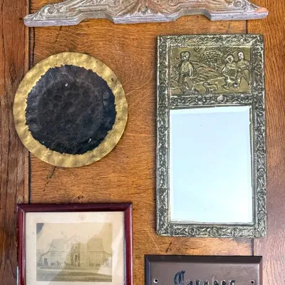 Vintage & Antique Wall Decor