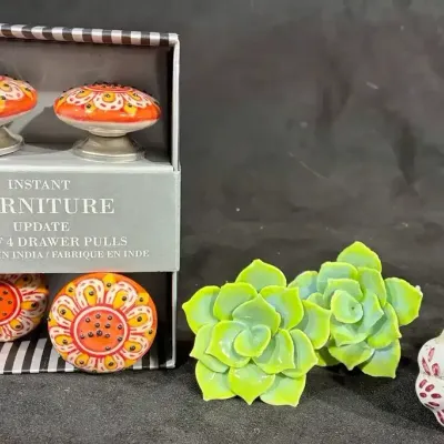 Decorative Drawer Pulls 