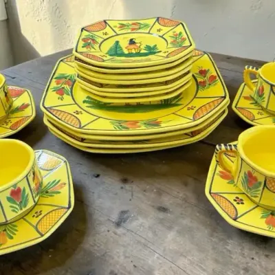 Vintage Henriot Quimper Solei Dinnerware