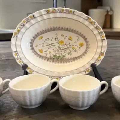 Spode Chelsea Wicker Tea Cups, & Buttercup Oval Server