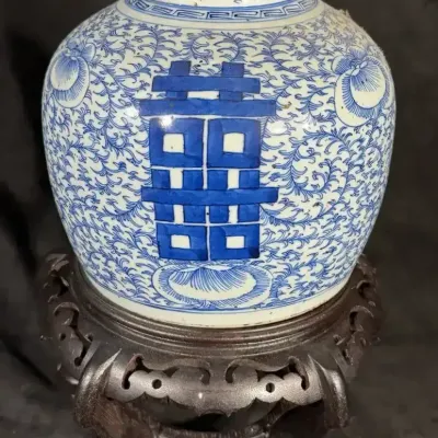 Chinese blue and white porcelain ginger jar 