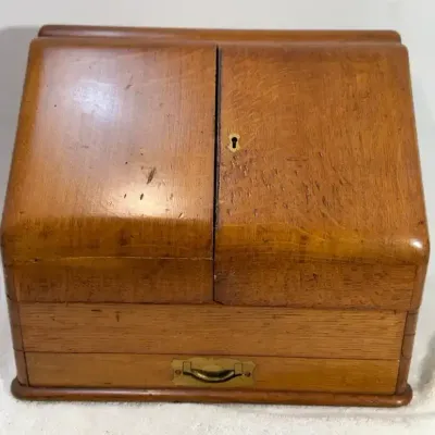 Victorian oak desk-top stationery box