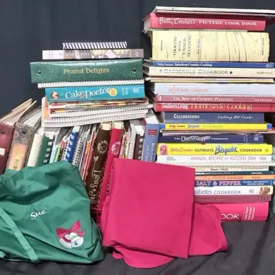 Large Collection of Cookbooks, Recipe Books & Salt & Pepper Shaker Guides