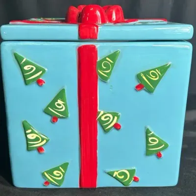 Real Home Christmas Present Cookie Jar