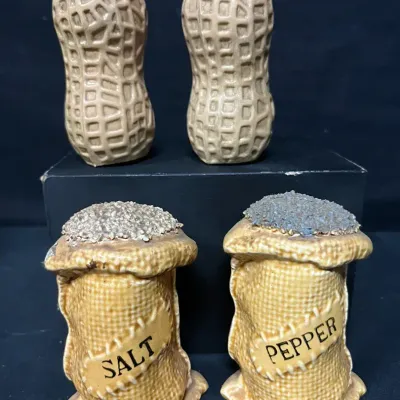 Burlap Sack & Peanut Salt and Pepper Shakers