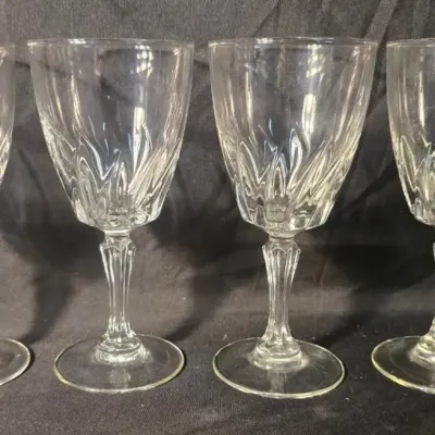 Luminarc Flamenco Clear Glass Wine Goblets - Set of 4