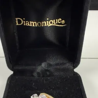 14k Tomeline yellow gold three-stone bypass ring