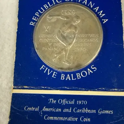 Vintage 1970 Republic of Panama Five Balboas sterling silver commemorative coin in its original blue