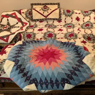 Star Pattern Quilts & Quilted Pieces