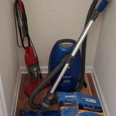 Kenmore & Dirt Devil Vacuums With Bags
