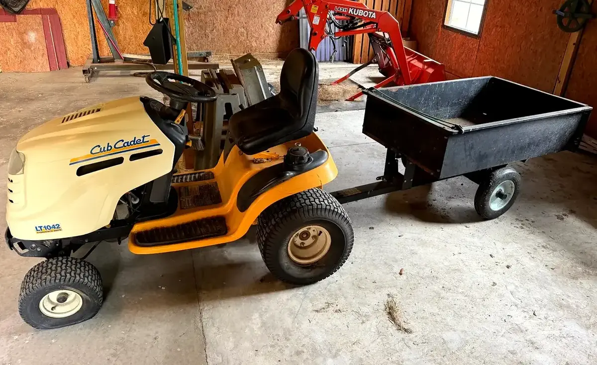 Cub Cadet LT1042 Riding Mower with Utility Cart