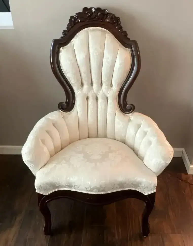 Victorian Style Mahogany Parlor Chair
