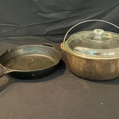 Cast Iron Dutch Oven & Skillet